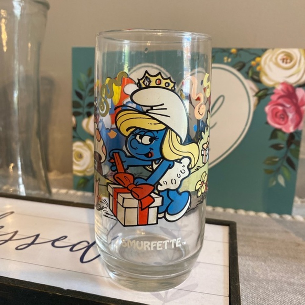 “The‎ Smurfs” Smurfette glass! From 1983